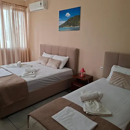 Lazaridi アパート *